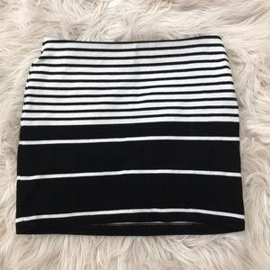 Tight black and white skirt